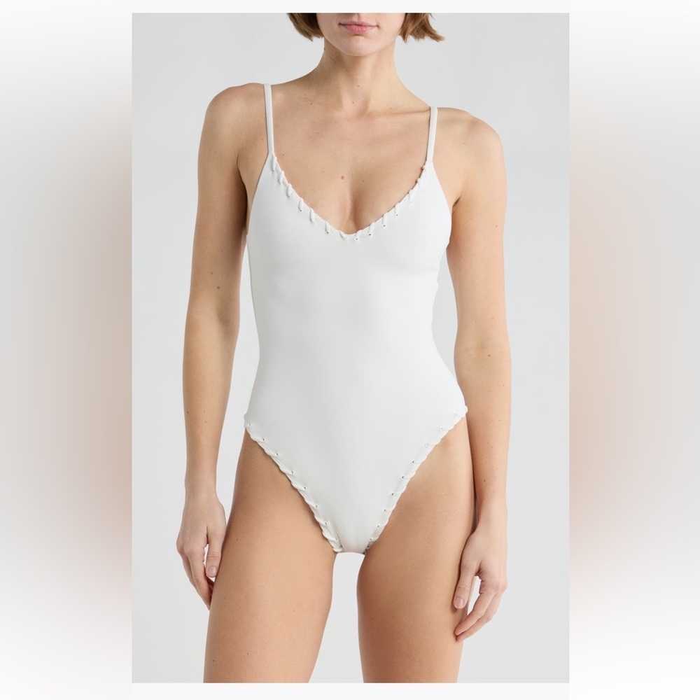 NWT SMALL whip stitch compression White One-Piece Swimsuit bathingsuit